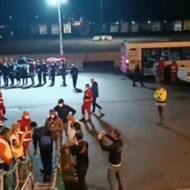 Desembarcan en Italia los migrantes de los tres barcos que llevaban días en puerto