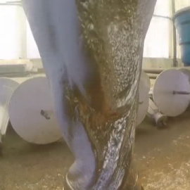 Un artista brasileño crea miles de réplicas de la Copa del Mundo   