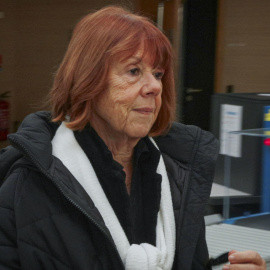 Gisèle Pelicot durante la recta final del juicio contra su exmarido y otros 50 acusados por violarla bajo efectos somníferos, a 18 de noviembre de 2024.