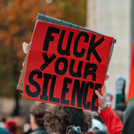  Qasim Sultan. -Instagram: @qsultan1