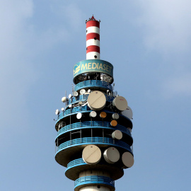 Torre de Mediaset en el barrio de Cologno Monzese, en Milan. REUTERS/Stefano Rellandini