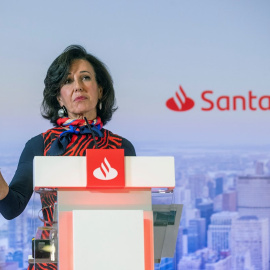 La presidenta del Banco Santander, Ana Botín, durante la presentación de los resultados de la entidad correspondientes al 2019. EFE/Rodrigo Jiménez