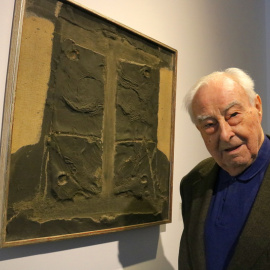 El filòsof i crític d'art, Arnau Puig, fent de comissari de l'exposició 'Tàpies avui', fa poc més d'un any.