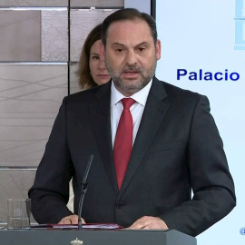 El ministro de Transporte José Luis Ábalos en rueda de prensa./ EFE