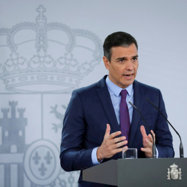El presidente del Gobierno, Pedro Sánchez, durante la habitual comparecencia antes de las vacaciones, en el Palacio de la Moncloa. EFE/Chema Moya