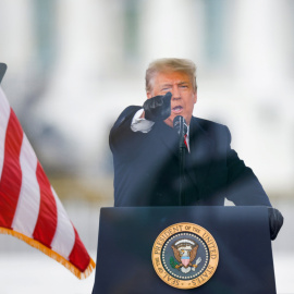 6/01/2021. El presidente de EEUU, Donald Trump, gesticula mientras habla durante la manifestación para impugnar la ratificación de Biden. - Reuters
