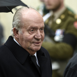 El rey Juan Carlos I, a su llegada a la ceremonia fúnebre de Jean d'Aviano, Gran Duque de Luxemburgo, en mayo de 2019. AFP