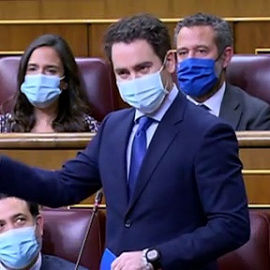 El pasaje de la Biblia que Yolanda Díaz recomienda a García Egea