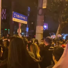 "¡Abajo Xi Jinping!": Inusual protesta pública en Shanghai contra el Partido Comunista y contra el presidente chino