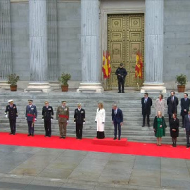 Arrancan los actos del Día de la Constitución con el izado de Bandera ante el Congreso 