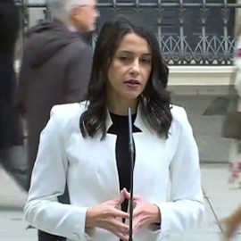 Arrimadas pide quitar la distinción de regiones y nacionalidades de la Constitución