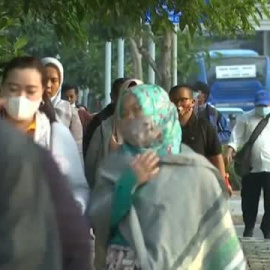 Indonesia prohíbe a los no casados acostarse con sus parejas