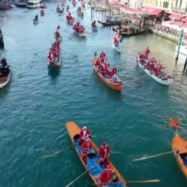 Papá Noel cambia el trineo por la góndola 