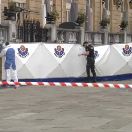 Un joven de 24 años muere apuñalado en la Plaza Okendo de San Sebastián