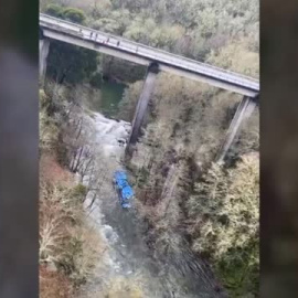 Un posible "aquaplaning" principal causa del accidente de autobús de Pontevedra