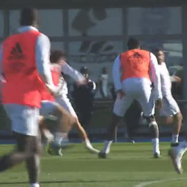Penúltimo entrenamiento del Madrid antes de visitar Valladolid    