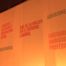 El 43% de los españoles afirma no sentirse a gusto hablando de salud mental en el trabajo 