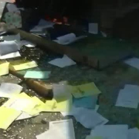 Manifestantes incendian la fiscalía tras la liberación de los presuntos asesinos en Perú