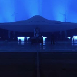 Estados Unidos presenta el primer avión de una nueva flota de bombarderos nucleares  