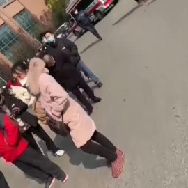 Alivio y prudencia en Wuhan por la relajación de las restricciones contra el covid