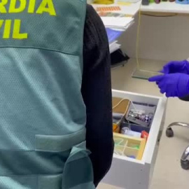 La Guardia Civil desarticula en Valencia una organización criminal que habrían estafado más de 500.000 euros en préstamos
