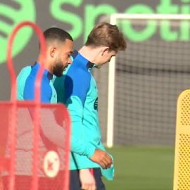 El Barça sigue centrado en el derbi    