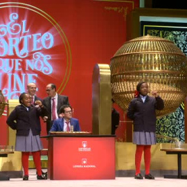 El número 62.391 ha sido agraciado con el primero de los ocho quintos premios 