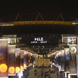 Los homenajes a Pelé se suceden a lo largo y ancho del planeta   