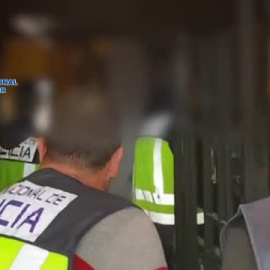 La Policía Nacional desarticula una organización criminal dedicada a extorsionar a usuarios de páginas de contactos   