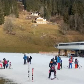 La falta de nieve amenaza le temporada de esquí en Austria