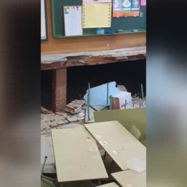 200 alumnos trasladados por el derrumbe del suelo en un colegio de Gijón