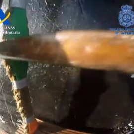 Intervienen cerca de Canarias un carguero que portaba 4.500 kilos de cocaína