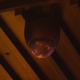 Mossos pide más vigilancia en las zonas vip de las discotecas