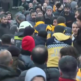 Cientos de muertos en Turquía y Siria por un terremoto de 7'8 grados