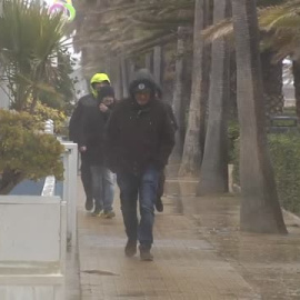 Una nueva borrasca barre la Península y desploma los termómetros