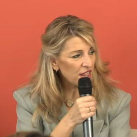 Yolanda Díaz alerta en un acto de Sumar del "desmantelamiento deliberado" de la sanidad pública como proyecto del PP