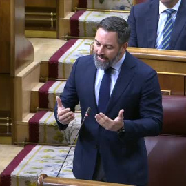 Abascal compara a Sánchez con Nerón y Calígula y el presidente lo acusa de hacer "una política basada en bulos"