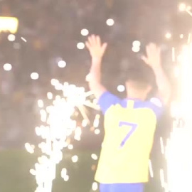Espectacular presentación de Cristiano Ronaldo en su nuevo club, Al Nassr