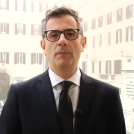 Bolaños ensalza la figura de Benedicto XVI desde El Vaticano