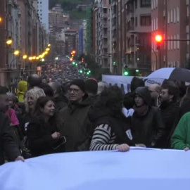 Los colectivos de apoyo a los presos de ETA piden ir más allá del acercamiento