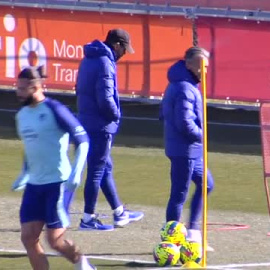 El Atlético entrena en plena resaca tras la eliminación de Copa