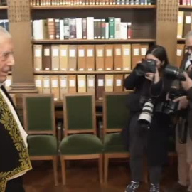 Mario Vargas Llosa se convierte en un 'efímero inmortal' de la Academia francesa