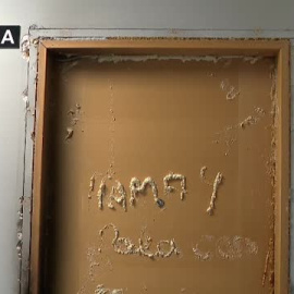 Una vecina de Lardero siembra el terror en su edificio