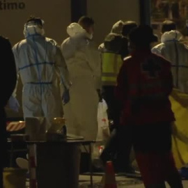 Rescatan a 23 personas a bordo de una patera en el sur de Tenerife