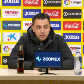 Xavi no cree que los 11 puntos que les separan del Real Madrid sea una distancia "insalvable"