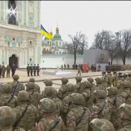Zelenski agradece al pueblo ucraniano su resistencia tras un año de guerra