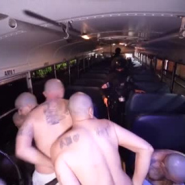 El Salvador completa el traslado de 2.000 pandilleros a una nueva mega prisión