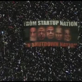 Miles de israelíes se manifiestan contra el Gobierno ultraderechista en Tel Aviv