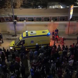 Al menos dos muertos en el descarrilamiento de un tren en Egipto
