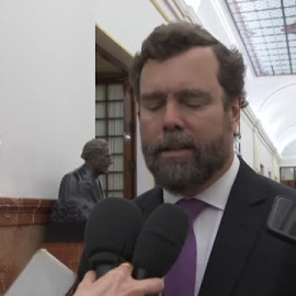 Vox pide el cese de Rodríguez Pam por el vídeo de los cánticos contra Abascal
